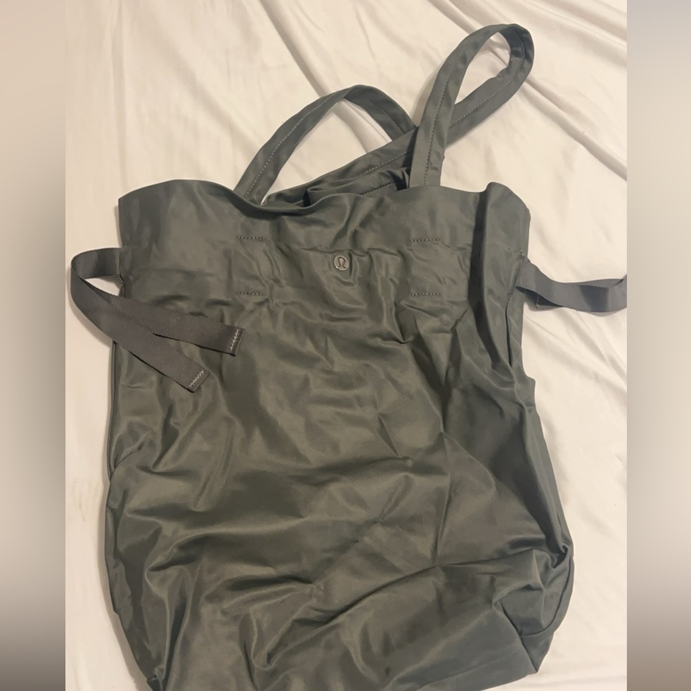 Lululemon Cinch Bag
